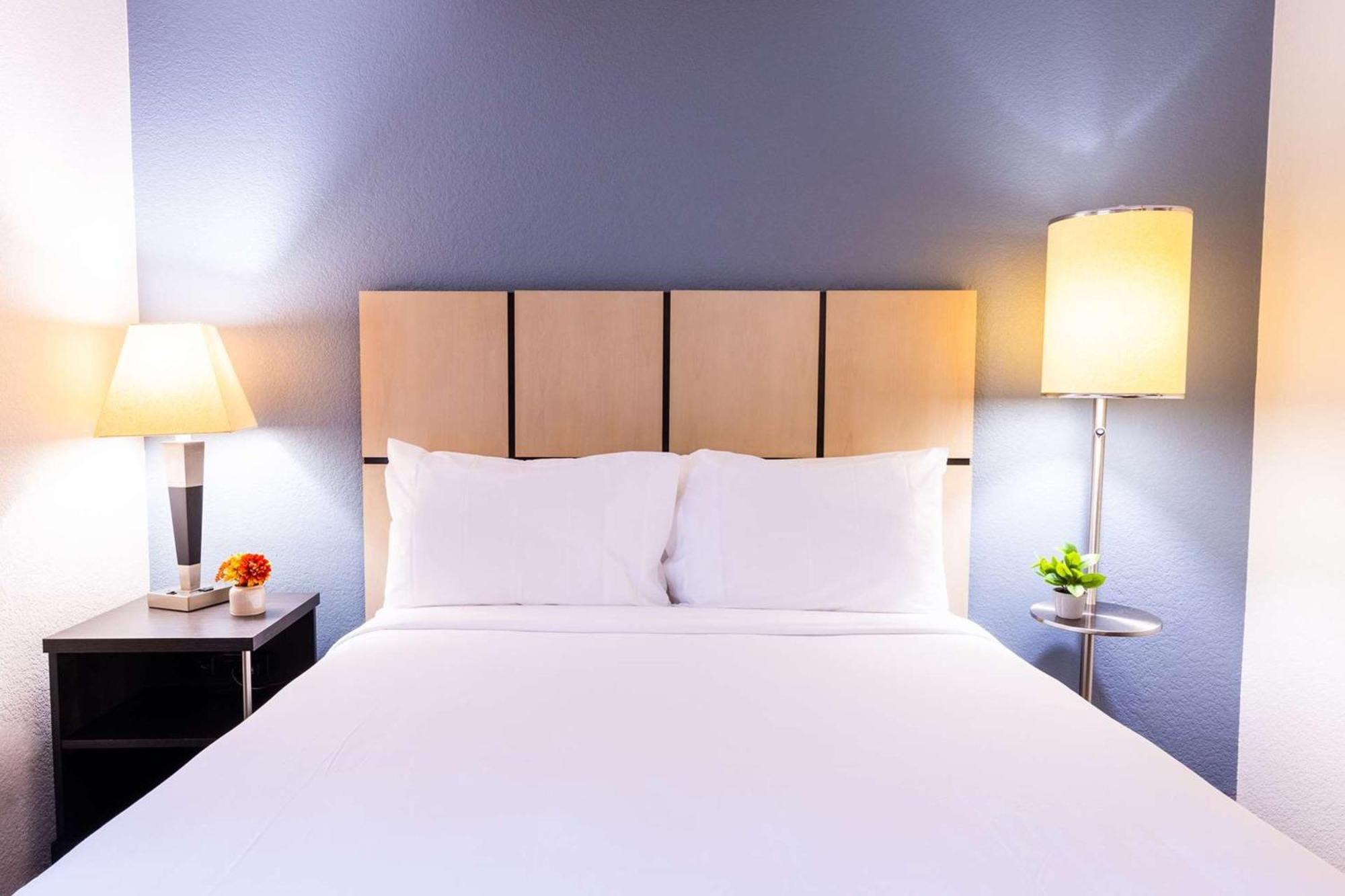 Sonesta Simply Suites Dallas Galleria Exterior photo