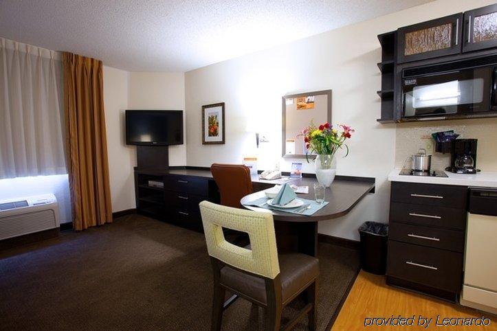 Sonesta Simply Suites Dallas Galleria Exterior photo